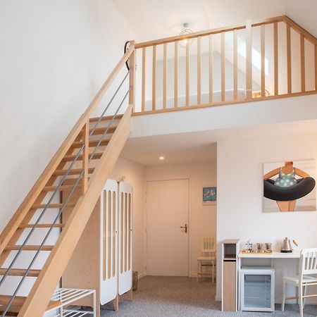 Hotel Sport & Spa, Ile D'Ouessant, The Originals Collection Ushant エクステリア 写真